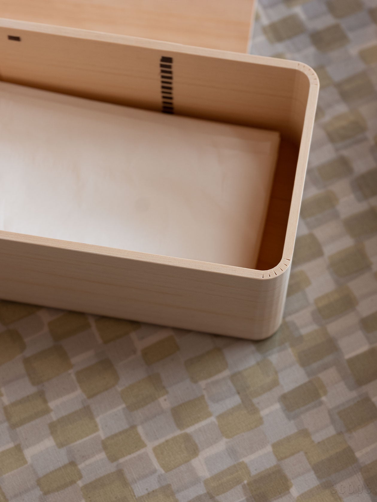 ティシューの匣 No.2 | 東屋