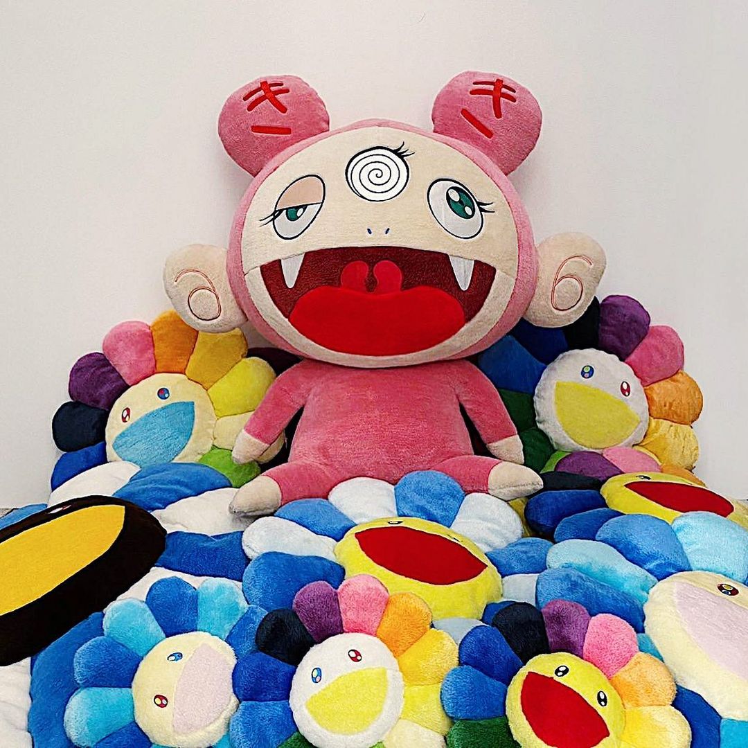 Takashi Murakami / kaikai kiki】大人気のクッションが待望の再入荷