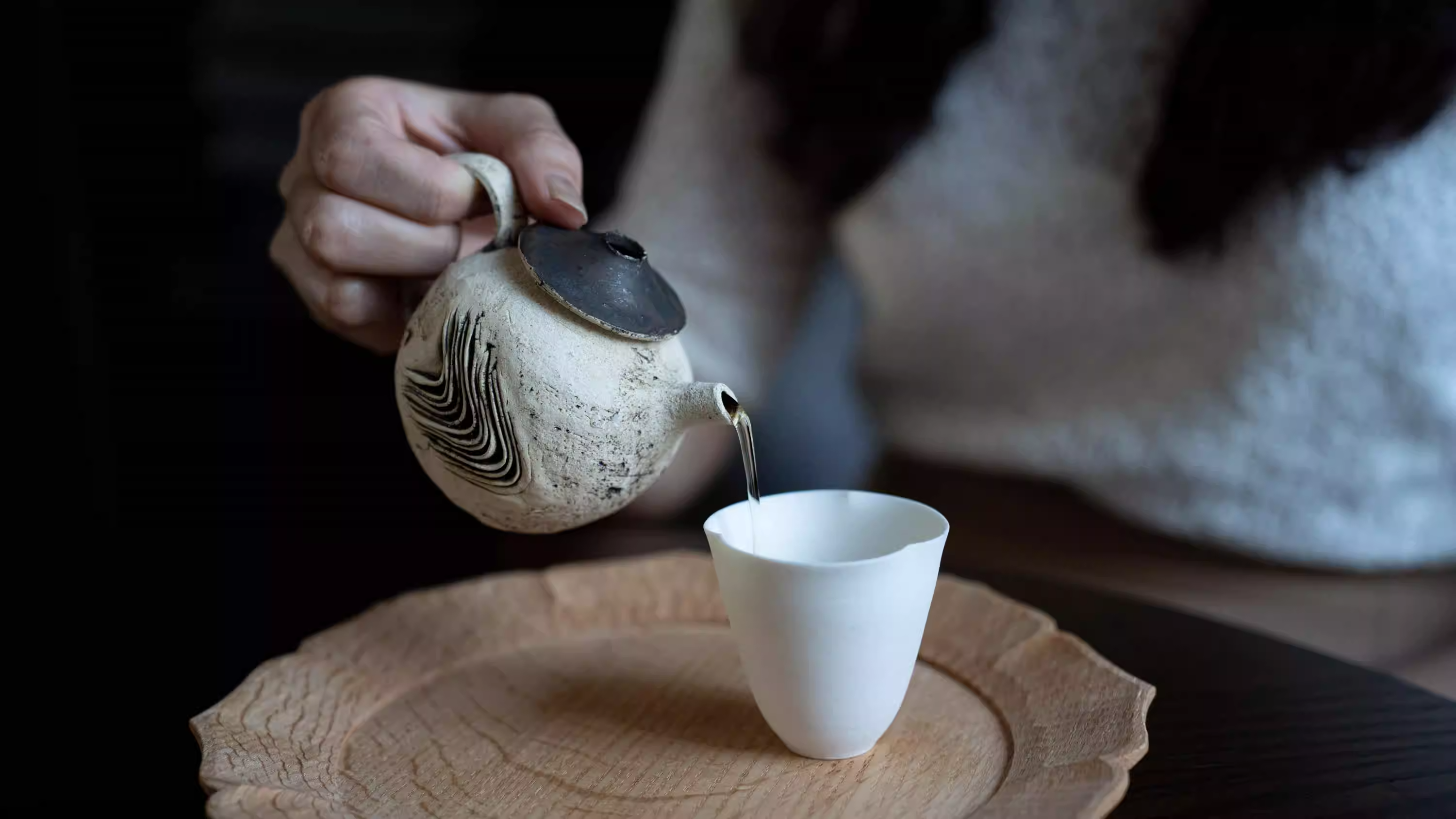 日本陶藝作家泉田之也手作積層茶壺白– okinishop