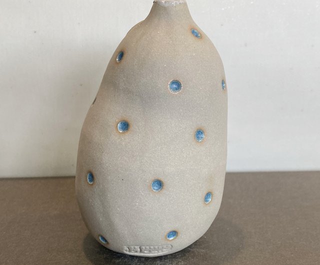 フレンチブルドッグ 一輪挿し ゆとり炉 | 置物 - Pinkoi