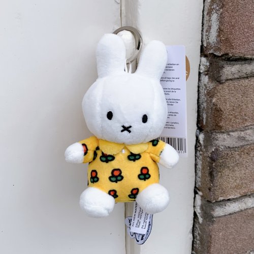 大阪関西万博 オランダ館 ミッフィー ピンバッジ キーリング 着物 限定