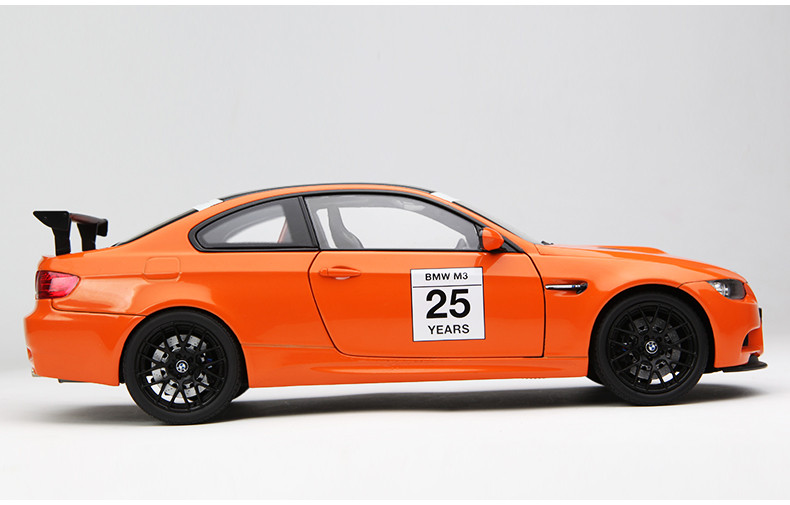 1/18 Kyosho BMW E92 M3 GTS (Fire Orange) 25th Anniversary Edition