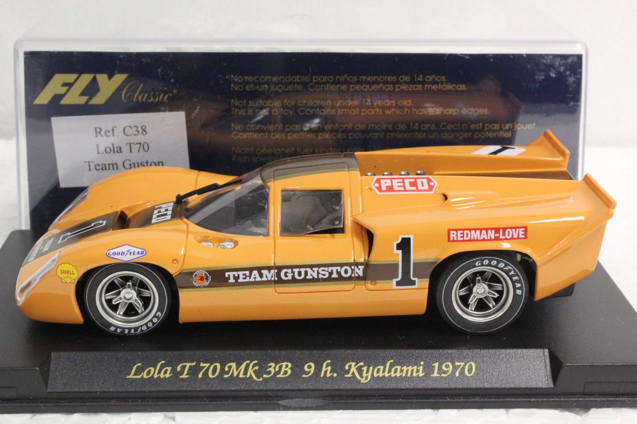 C38 Fly Lola T70 MK3B 9h Kyalami 1970 Team Guston, #1 1:32 Slot
