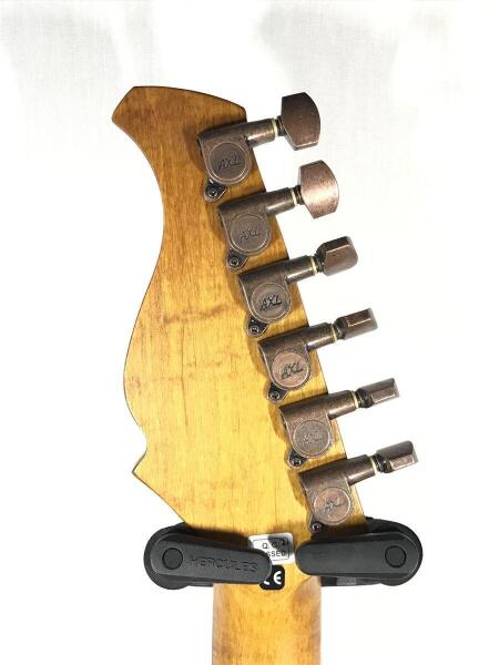 AXL(アクセル) / AZ-820 AXL Guitars/AZ-820/エレキギター/ジャズマス