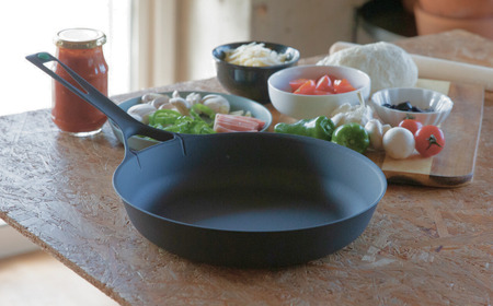 鋳物 フライパン 26cm ユニロイ IH対応 フライパン 燕三条製