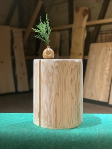 森の丸太スツール ＜杉／全面サンディング仕上げ＞／オットマン