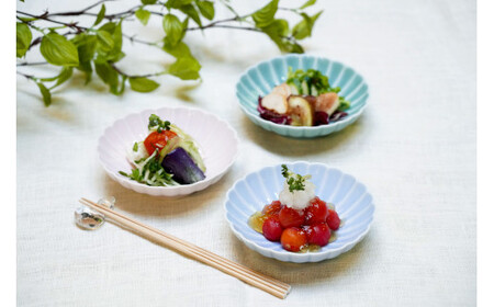 有田焼 深川製磁 釉遊彩 菊花小付3枚入 (Pale） 皿 食器 A24-55 | 佐賀