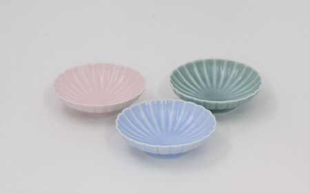 有田焼 深川製磁 釉遊彩 菊花小付3枚入 (Pale） 皿 食器 A24-55 | 佐賀