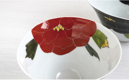 有田焼 泰山 赤牡丹・黒牡丹 なぶり深小丼2個セット A35-203 | 佐賀県