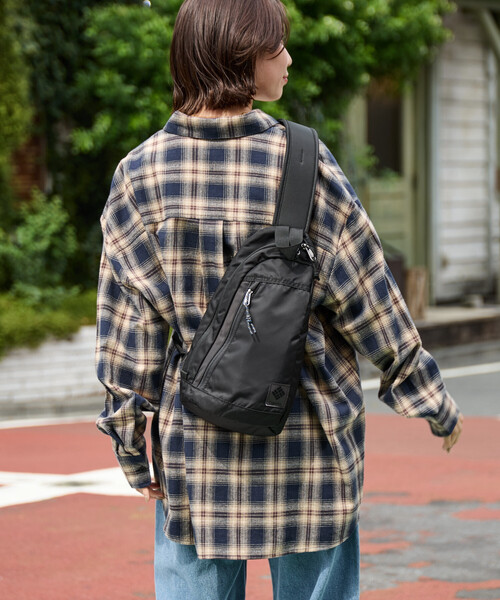 限定展開 Columbia/コロンビア Great Smoky Garden Body Bag/グレート