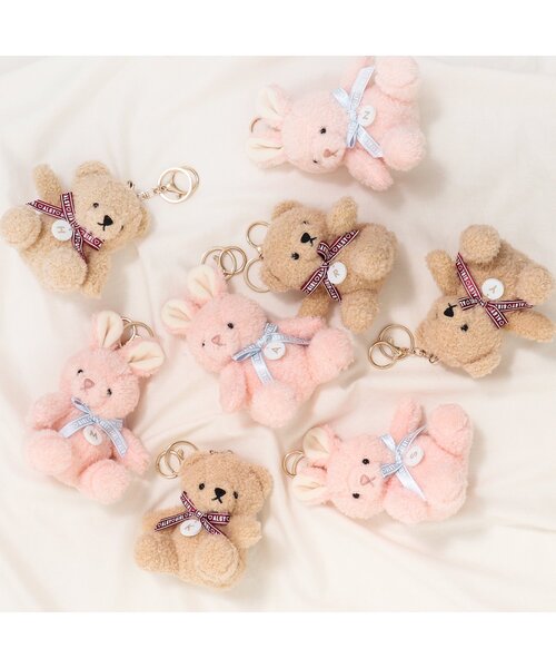 algy（アルジー）の「イニシャルチャーム クマR（キーホルダー）」 - WEAR