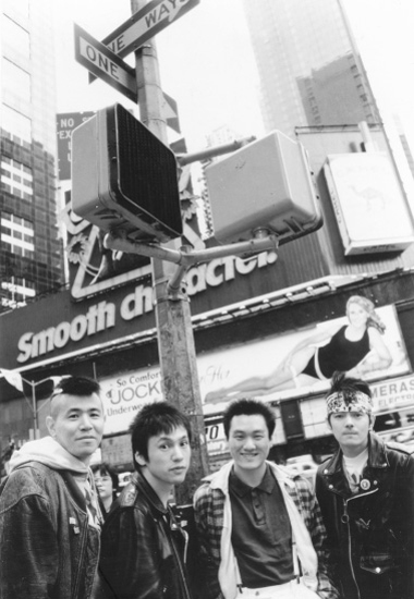 THE BLUE HEARTS 30周年 特設サイト