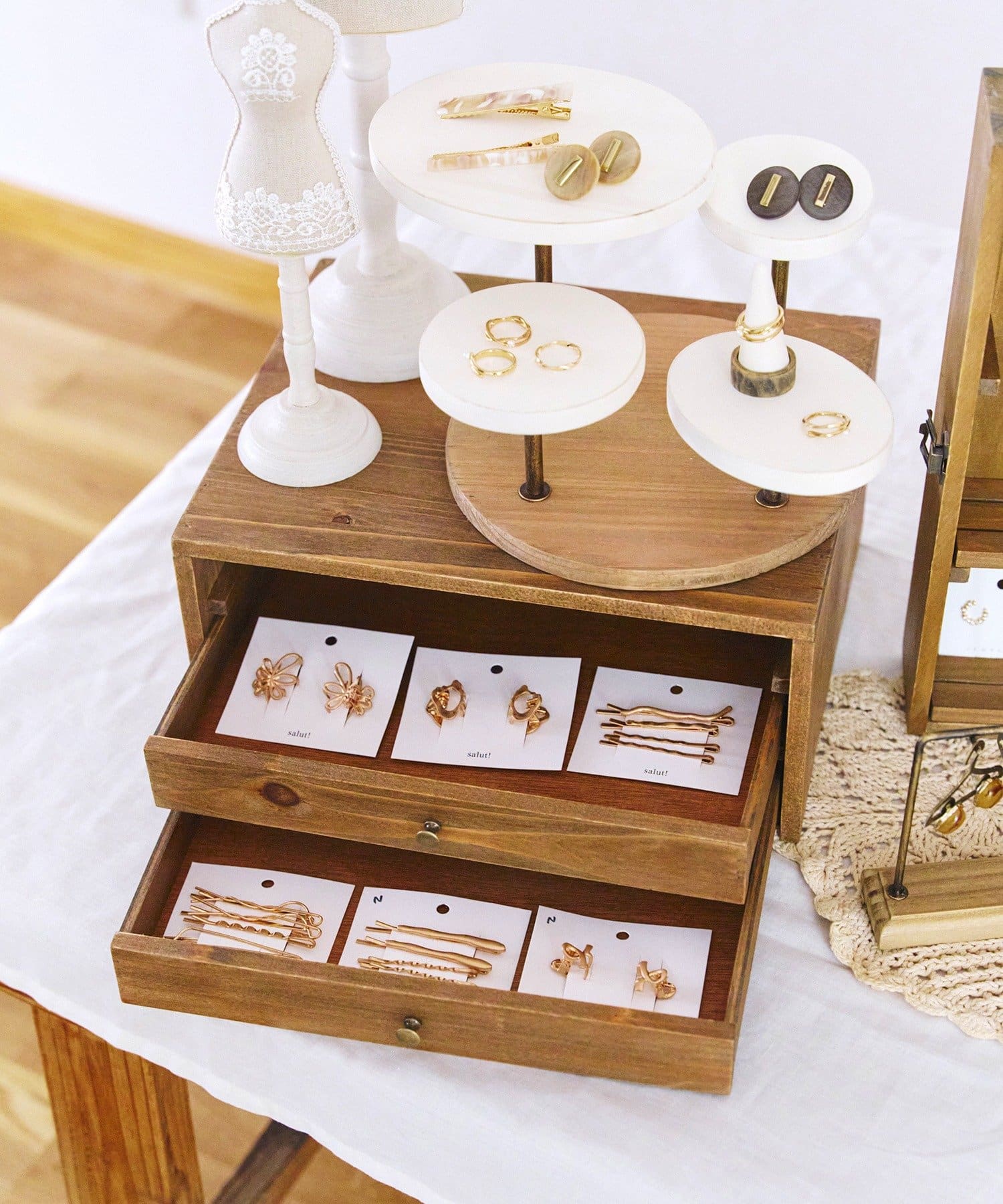 ディスプレイステージ／魅せて飾るmarche display | salut!(サリュ