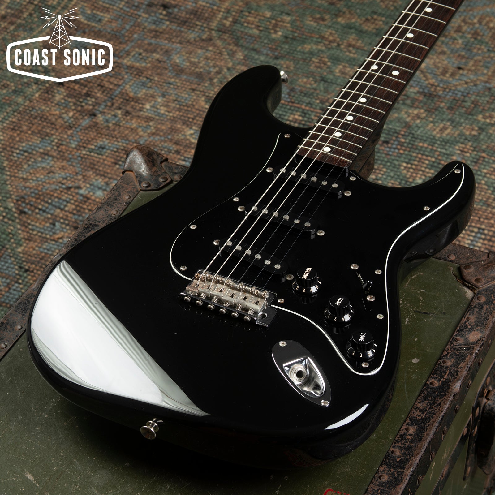 2007 Fender All Black '62 Reissue Stratocaster ST62-70AB Made in Japan