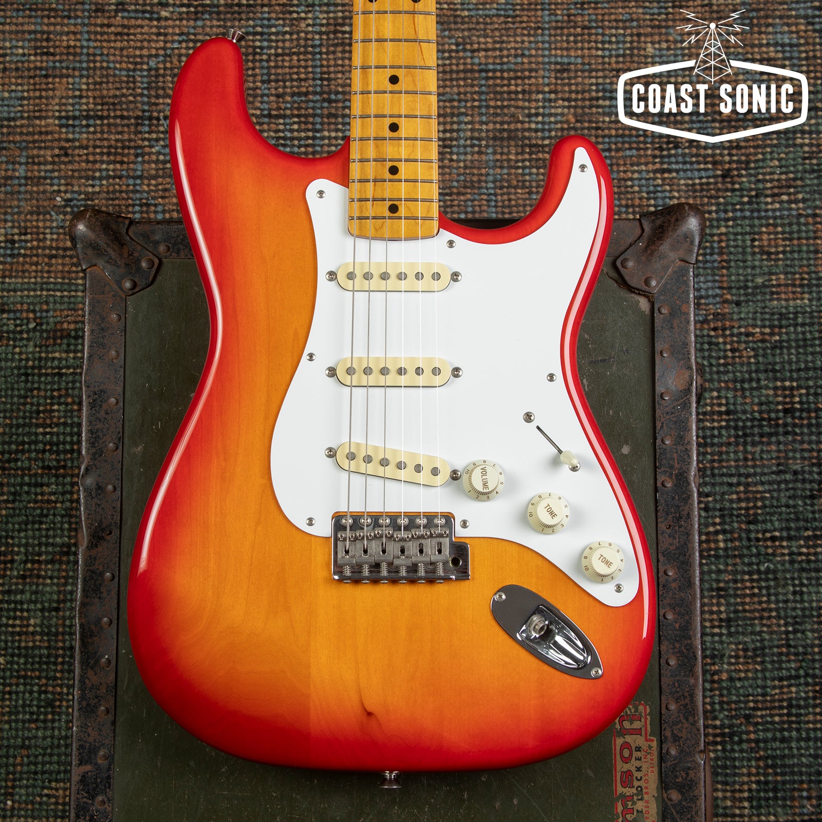 2012 Fender '57 Reissue Stratocaster ST57 Made in Japan - Cherry Sunbu