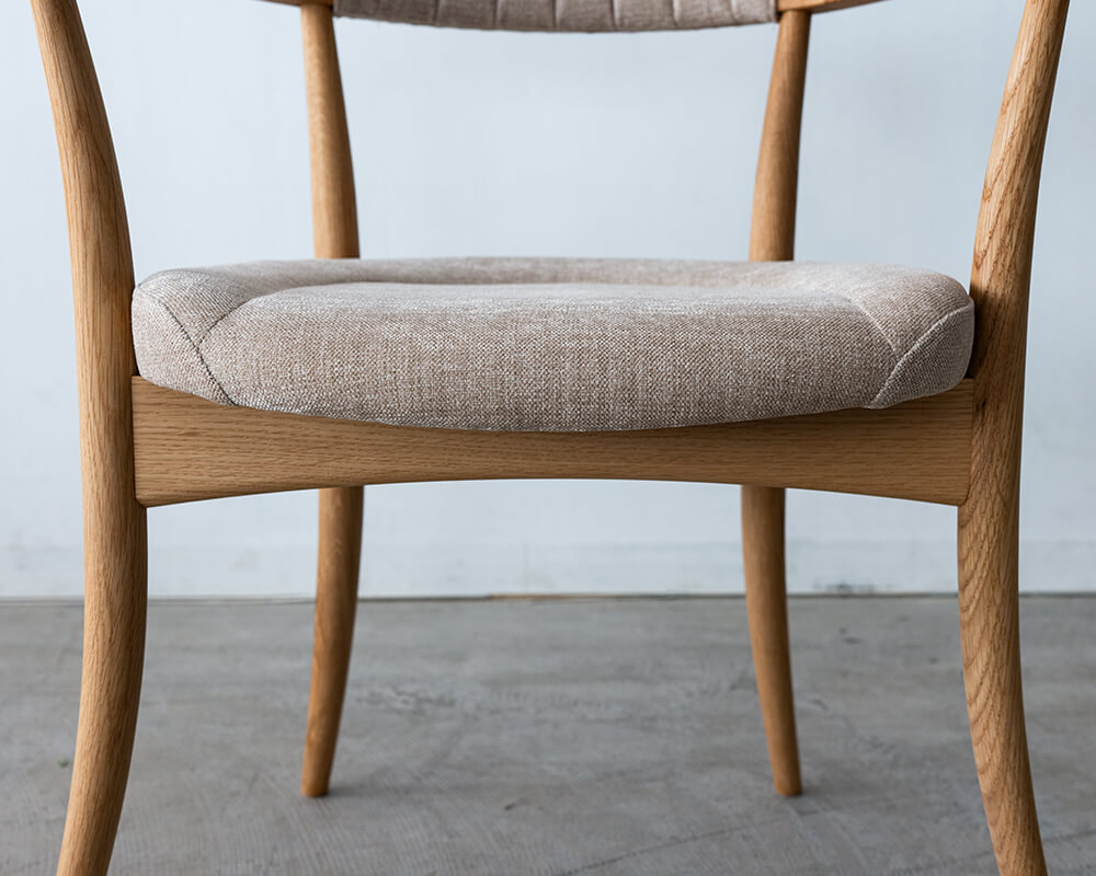 CRESCENT アームチェア（張り背座） | cocochi ｜ 家具と服と暮らしの