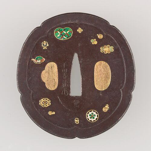 Sword Guard (Tsuba) Depicting Dragon in Waves (波に龍図鐔