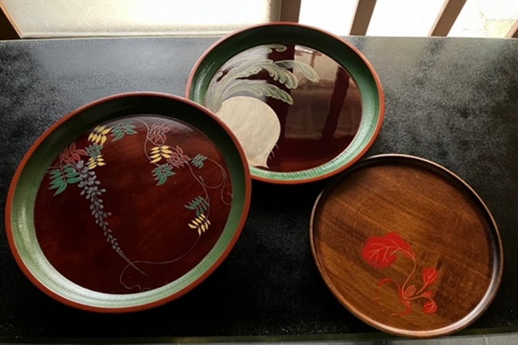 まるで焼き物みたいな漆塗りも。桑名の若手蒔絵師がつくる新たな漆器の