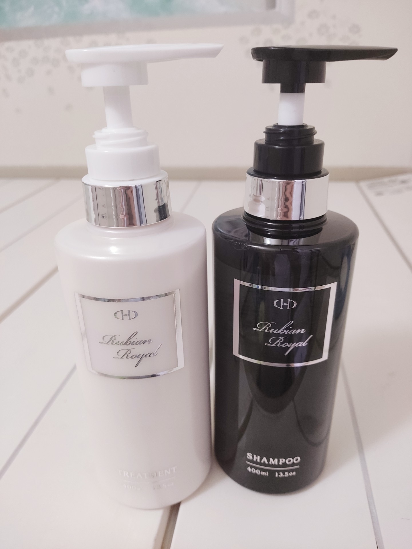 ルビアンロイヤル シャンプー・トリートメント（Rubian Royal）の商品