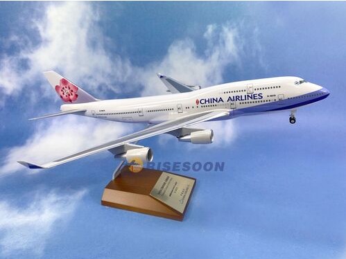 B18215 EVER RISE China Airlines / 中華航空 B747-400 B-18215 1:200