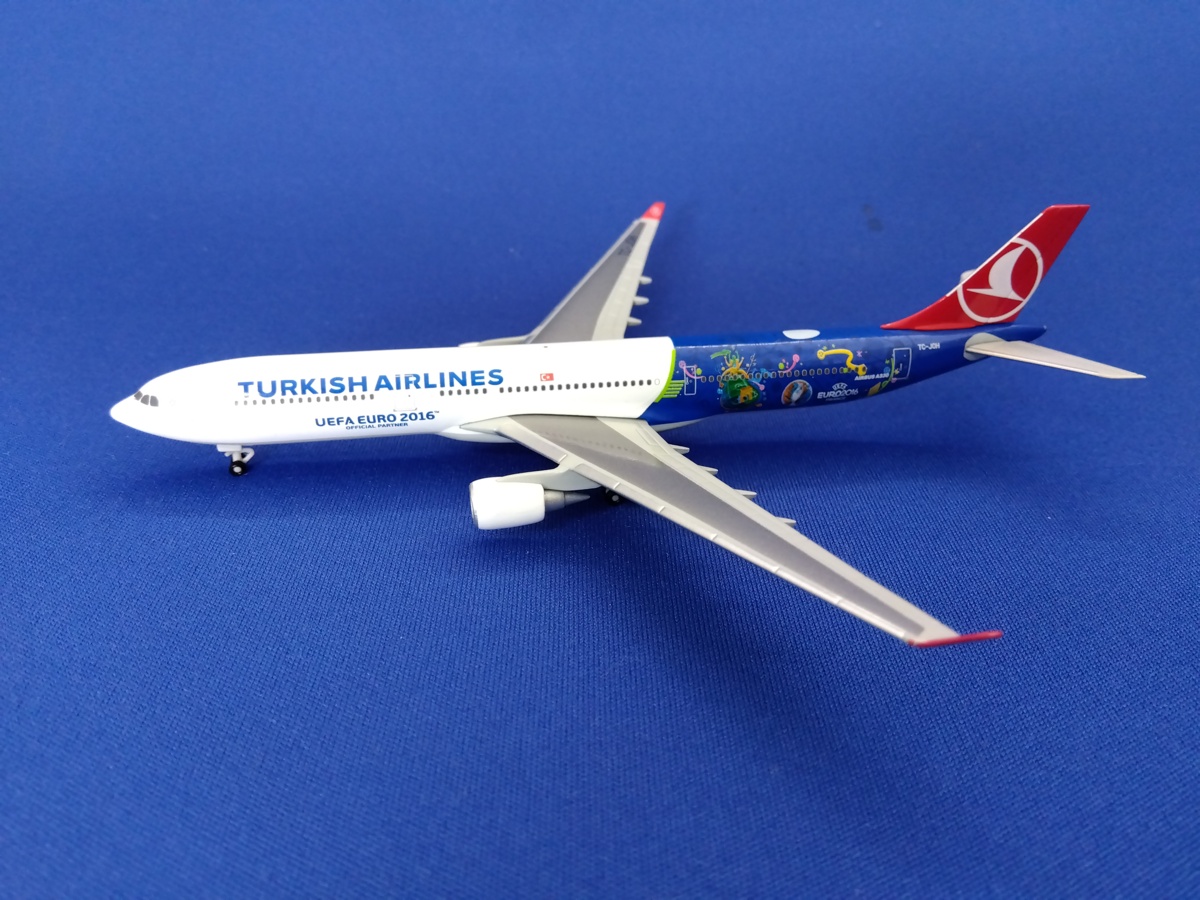 529556 Herpa Turkish / トルコ航空 ターキッシュ エアラインズ A330
