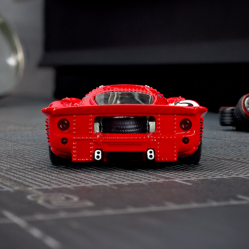 Hot Wheels Elite 64 1967 Ferrari 330 P4 | Mattel Creations