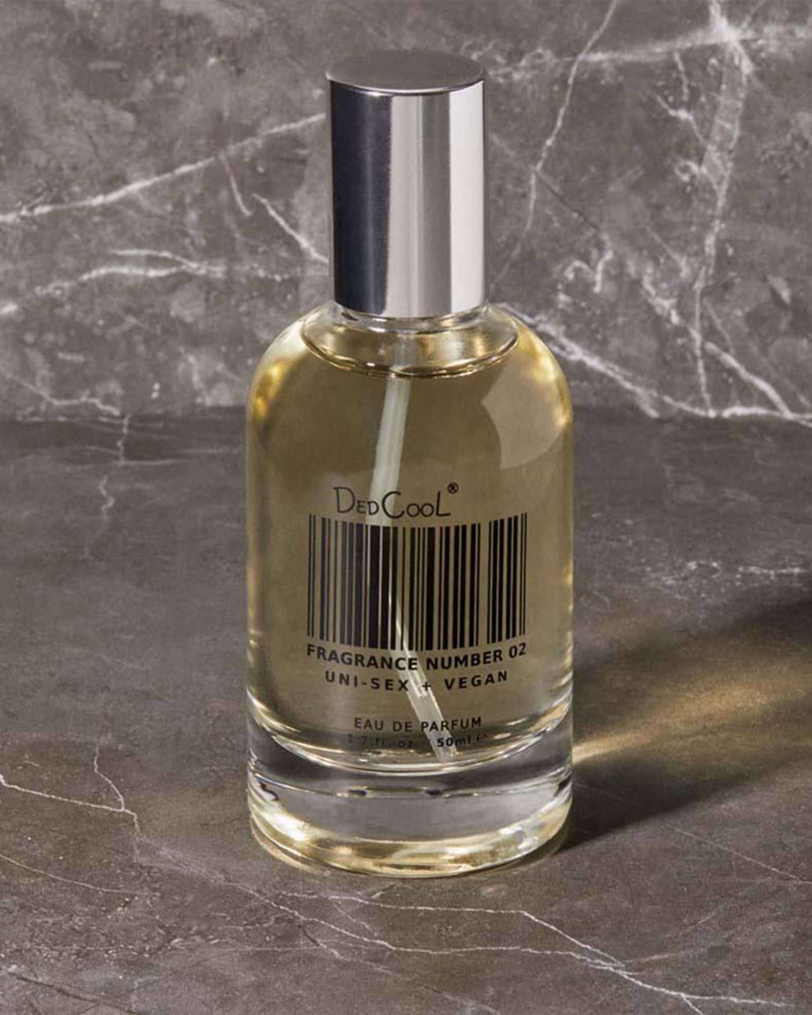 Fragrance 02: Juniper/Sandalwood – Credo