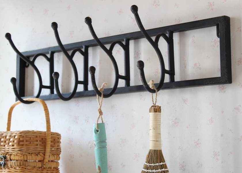 グランシュマン 木製品・家具 － フレンチカントリーのバラ柄、レース