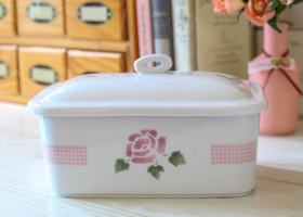 バスまわりの小物 マニー、イマン － フレンチカントリーのバラ柄