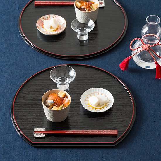 橋本達之助工芸]半月盆36cm (黒塗り/朱塗りリバーシブル) 【4枚セット