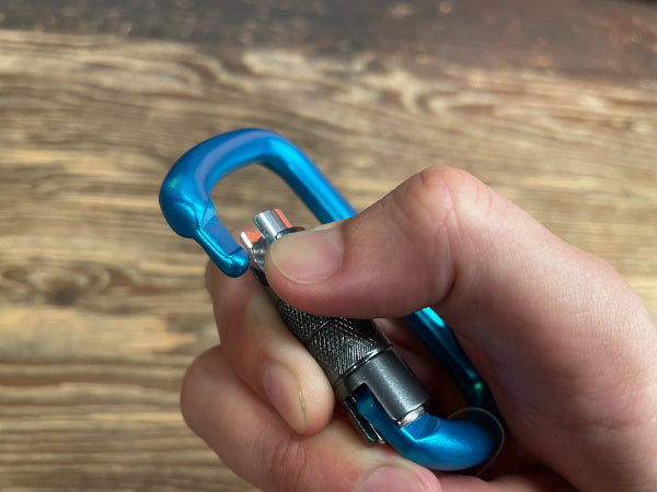 DEEN.J カラビナ ツイストロック 耐荷重400kg – DEENTOOLS