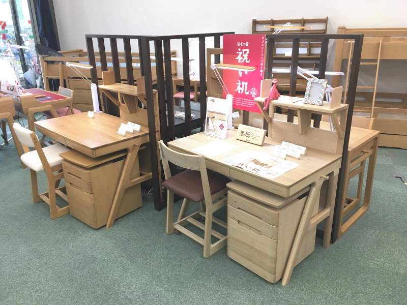 浜本工芸2020新作デスクを見てきました→「令和プレミアム」に仰天