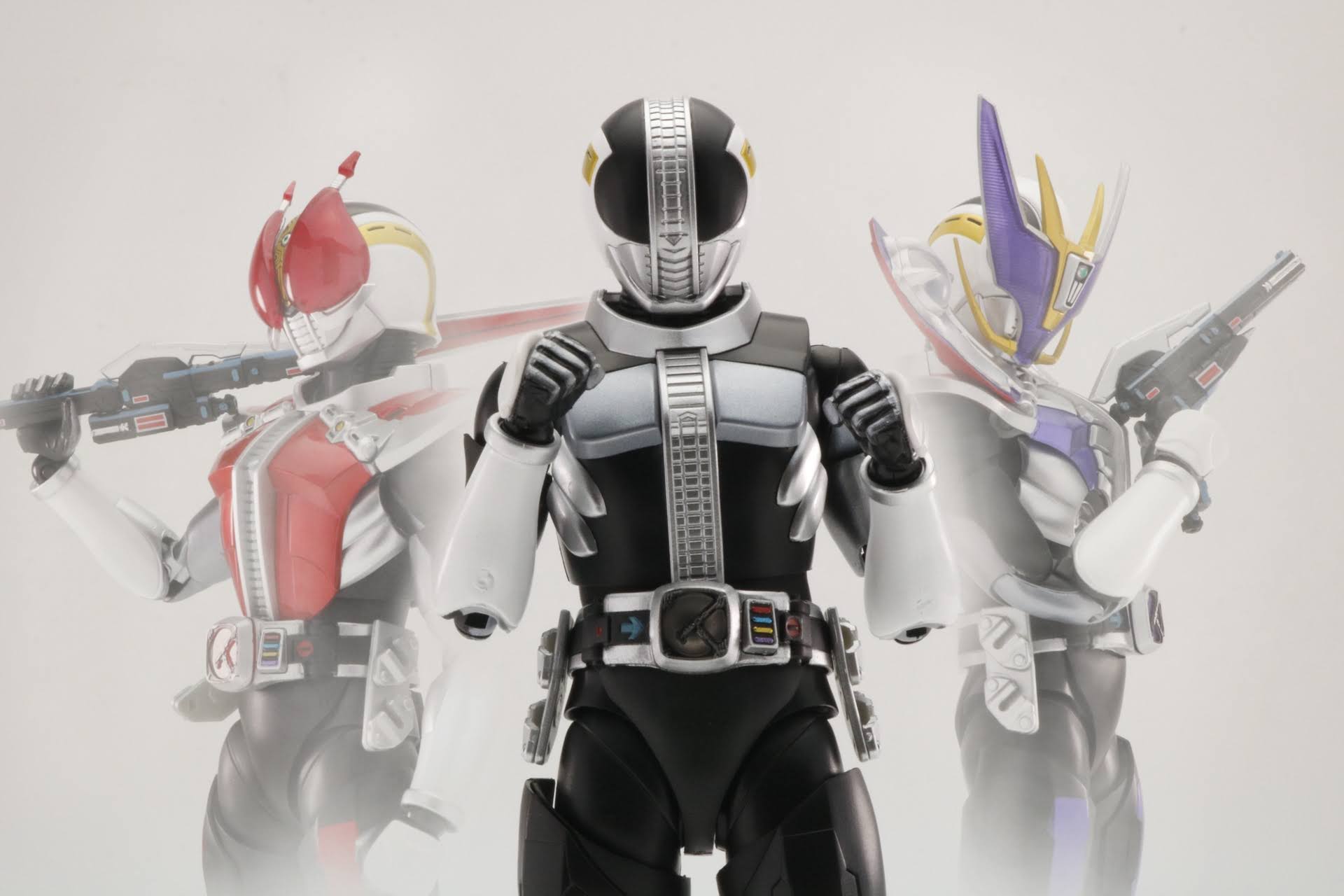 S.H.Figuarts（真骨彫製法）仮面ライダー電王 プラットフォーム