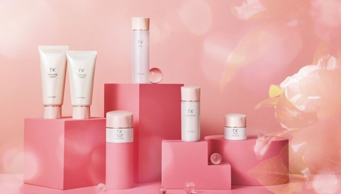 メナード」自分の肌が愛おしくなる「TK」のしあわせスキンケア | marie