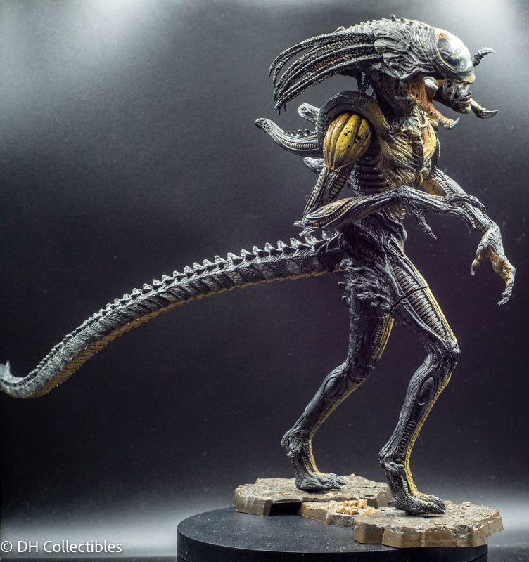 2007 NECA Alien vs Predator Predalien Vintage Action Figure