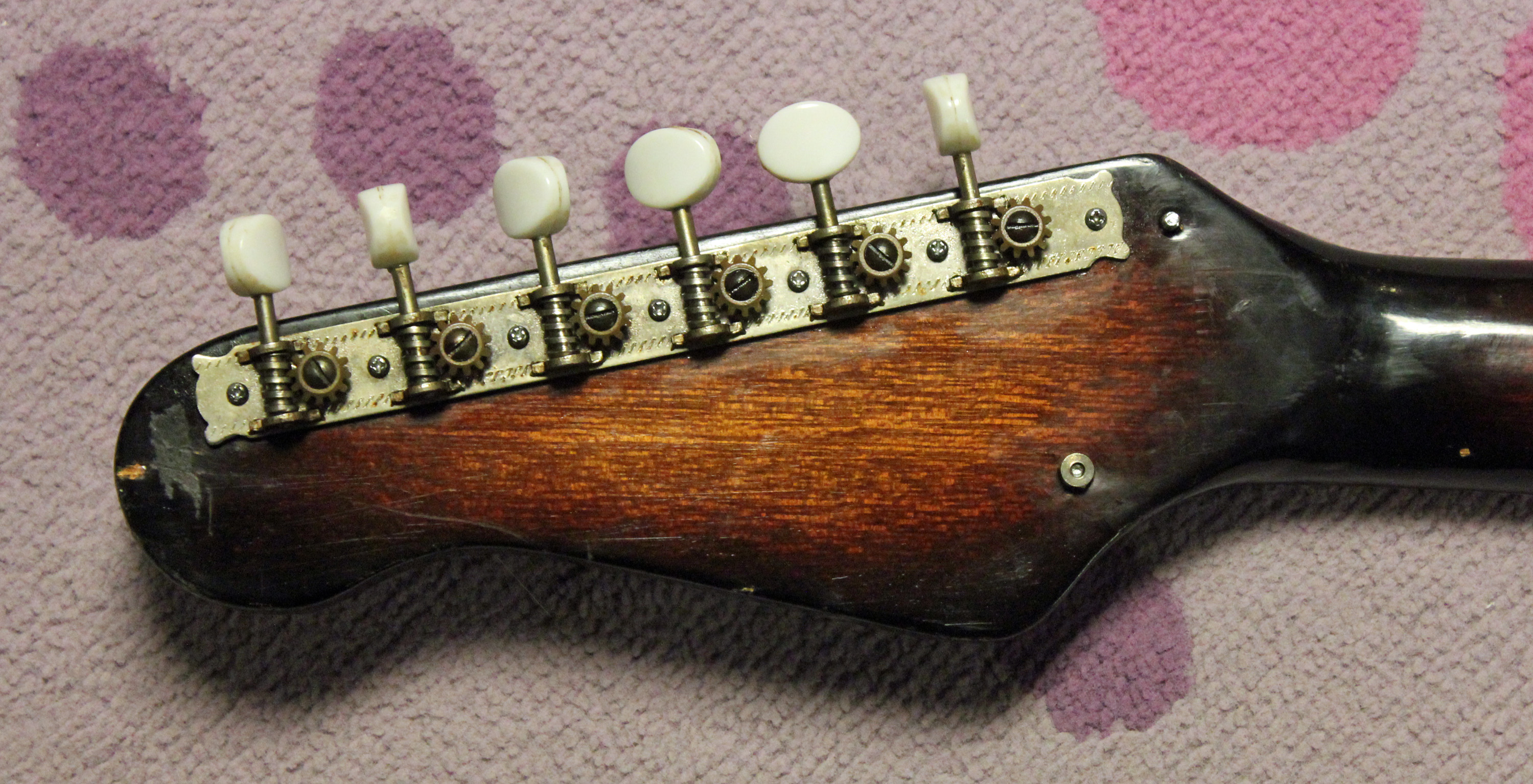 Beauty and the Beast- 1963 Kawai S-80 Bizarre Japanese Guitar