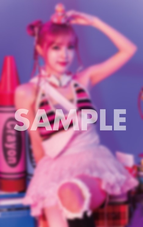 SMILEY-Japanese Ver.- (feat.ちゃんみな)」CD封入絵柄＆店頭特典