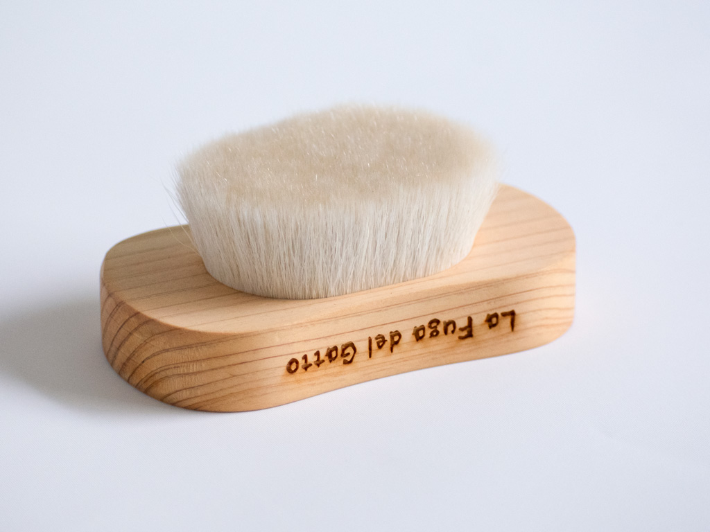 ネコ用ブラッシングブラシ 熊野筆 晃祐堂 ねこぶらっしゅC(ねこぶらっ