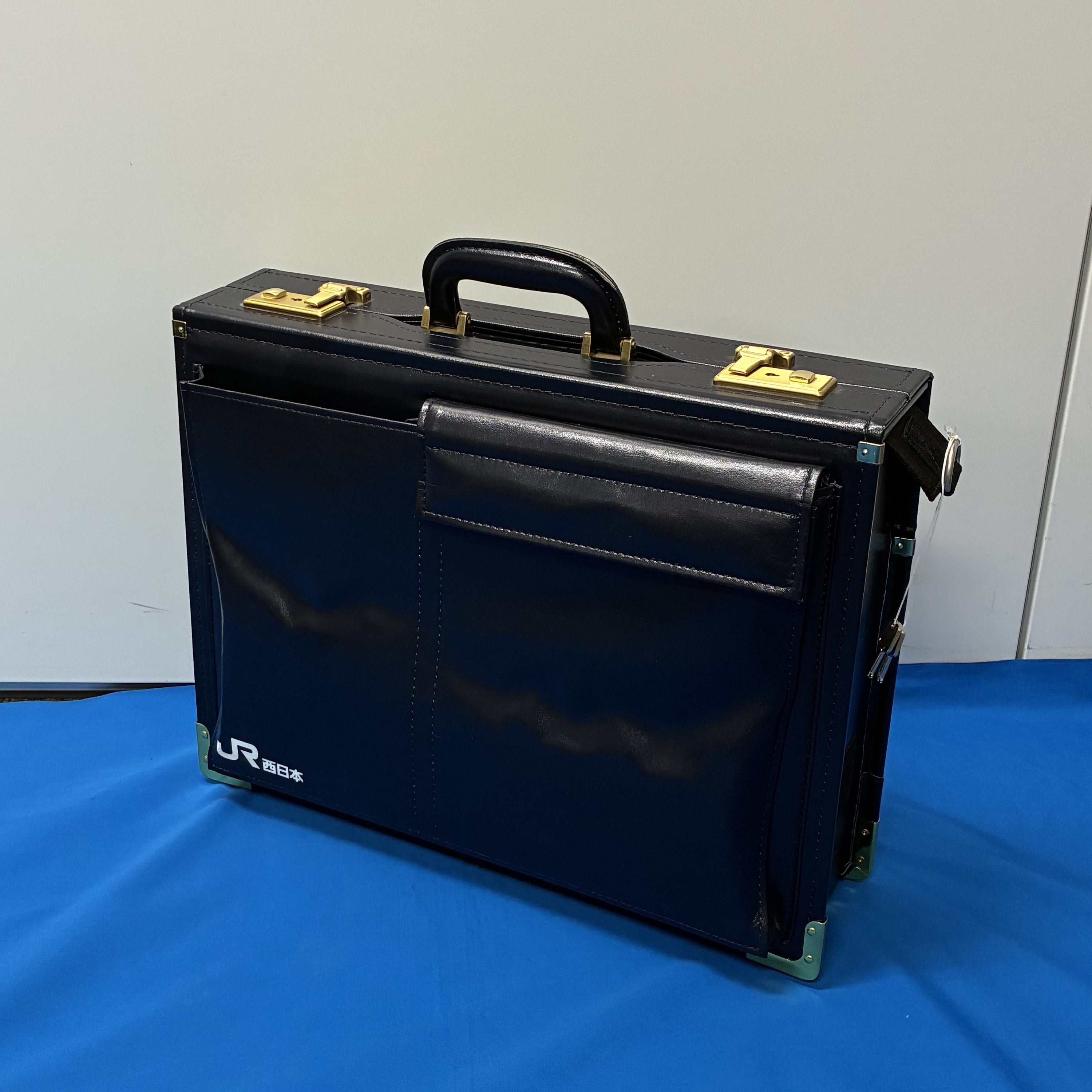 JR西日本公式】乗務員カバン2（パイロットケースタイプ・使用品)(ー