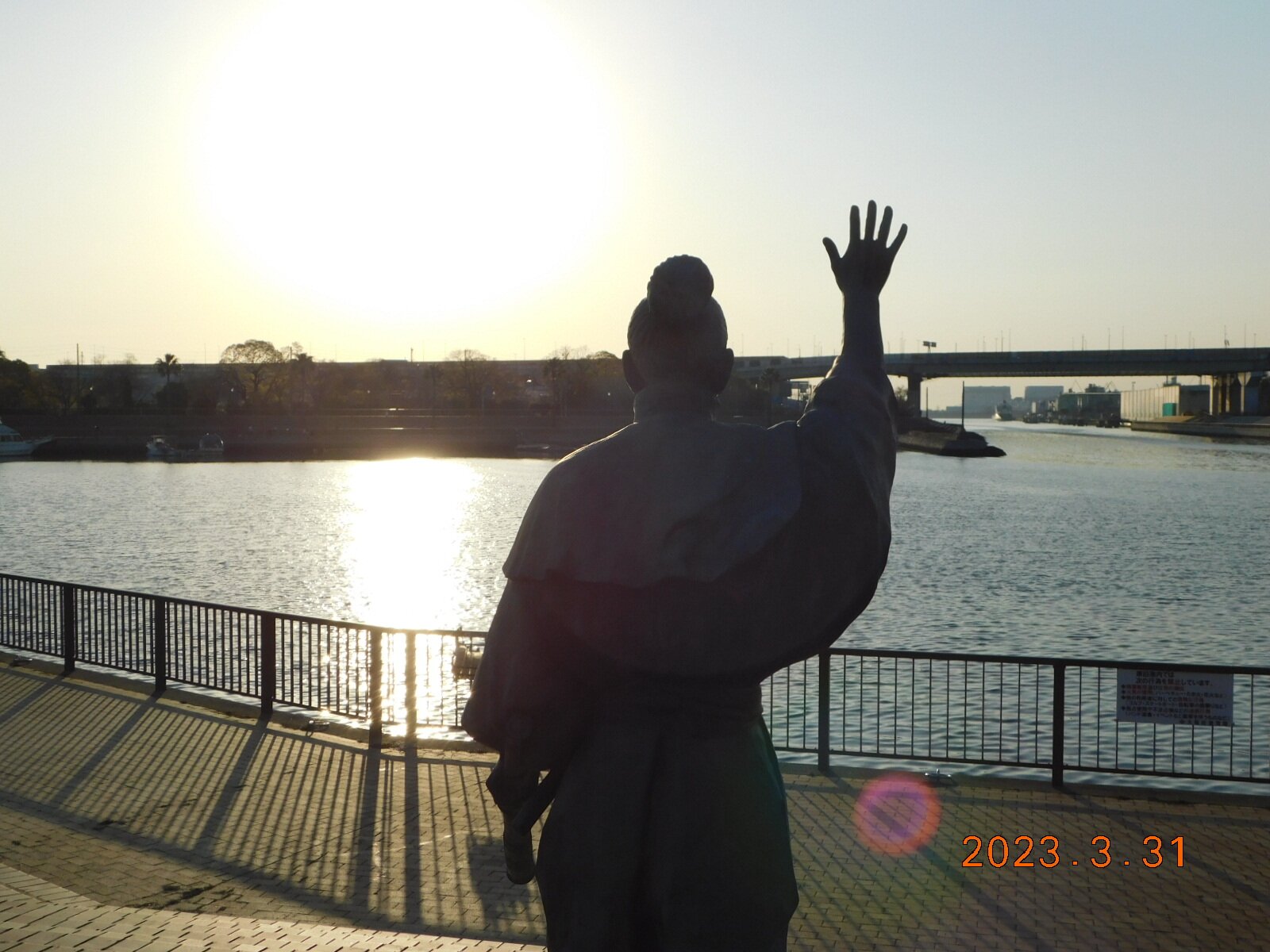 caption.jpg?w=1200&h=1200&s=1