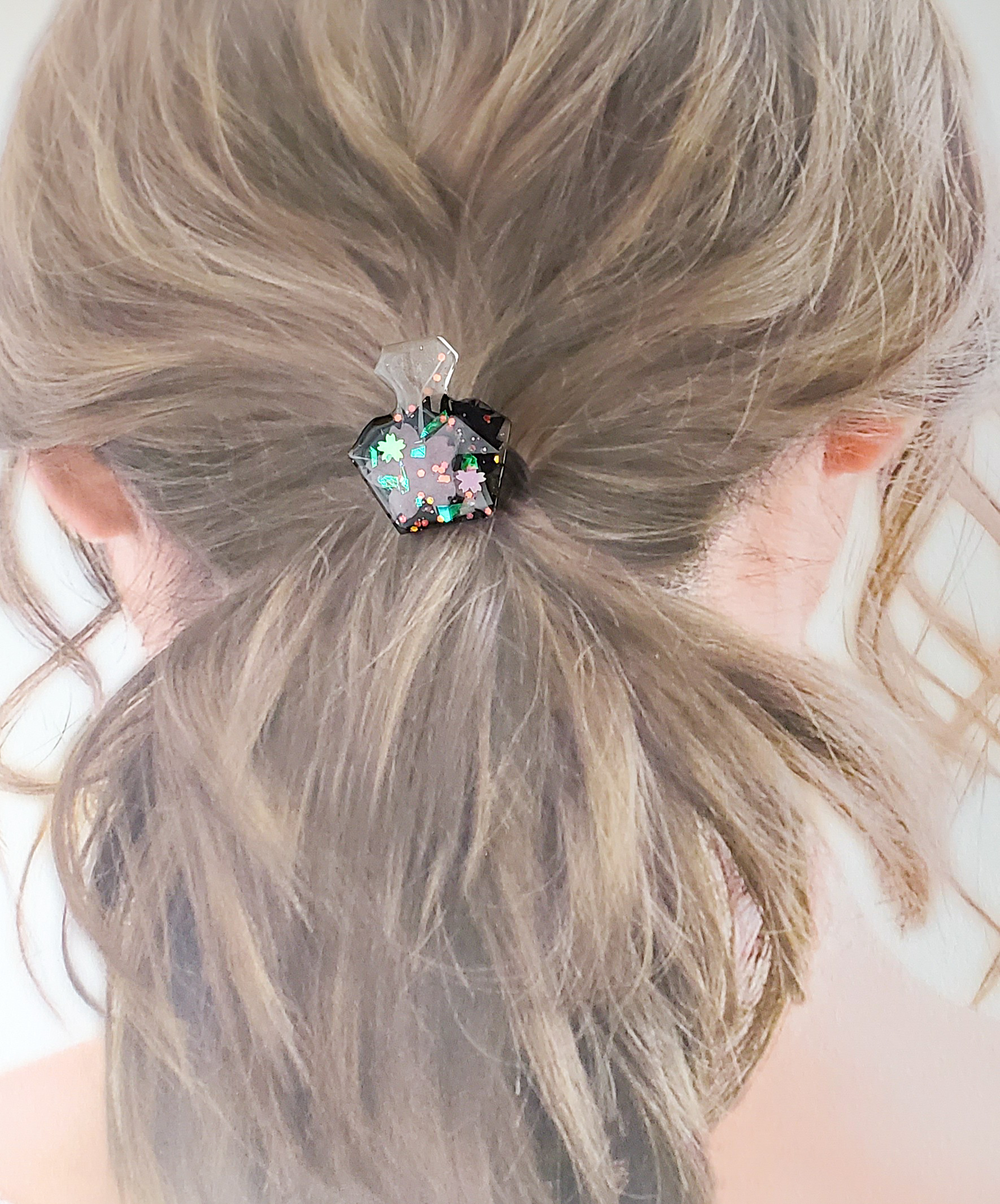 モノクロ桜香水瓶のヘアゴム | E.C&Life