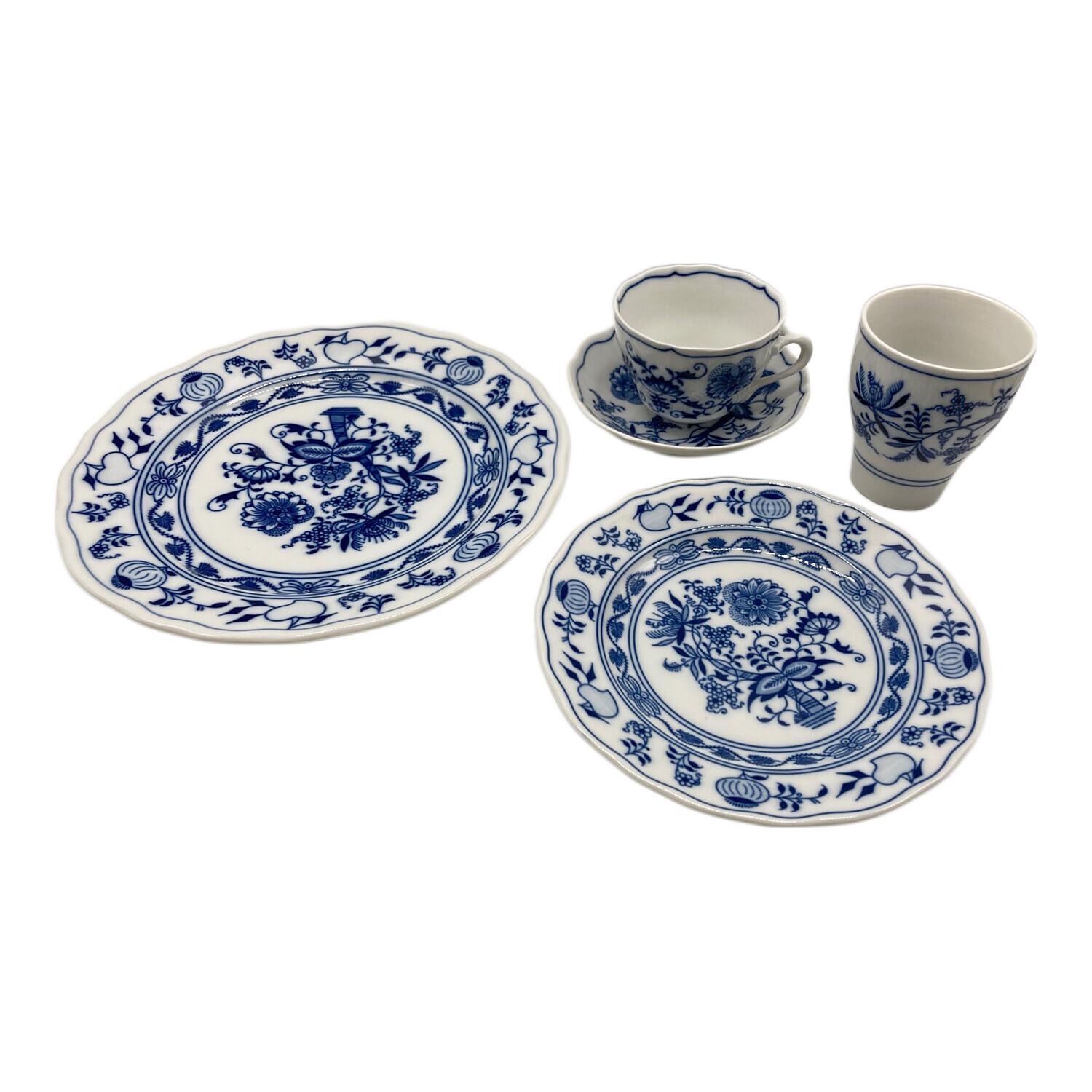 Bohemia (ボヘミア) 食器セット zwiebelmuster(ツヴィーベルムスター