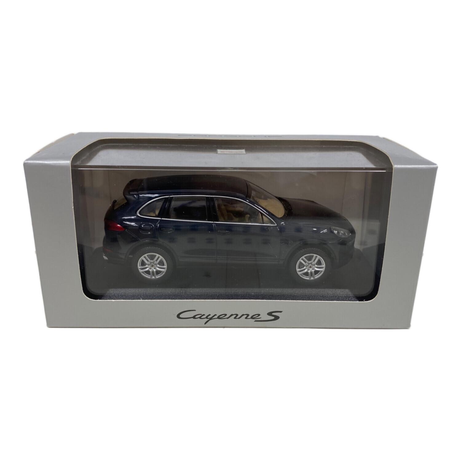 モデルカー ディーラー限定品 ポルシェ カイエンS 1/43｜トレファクONLINE