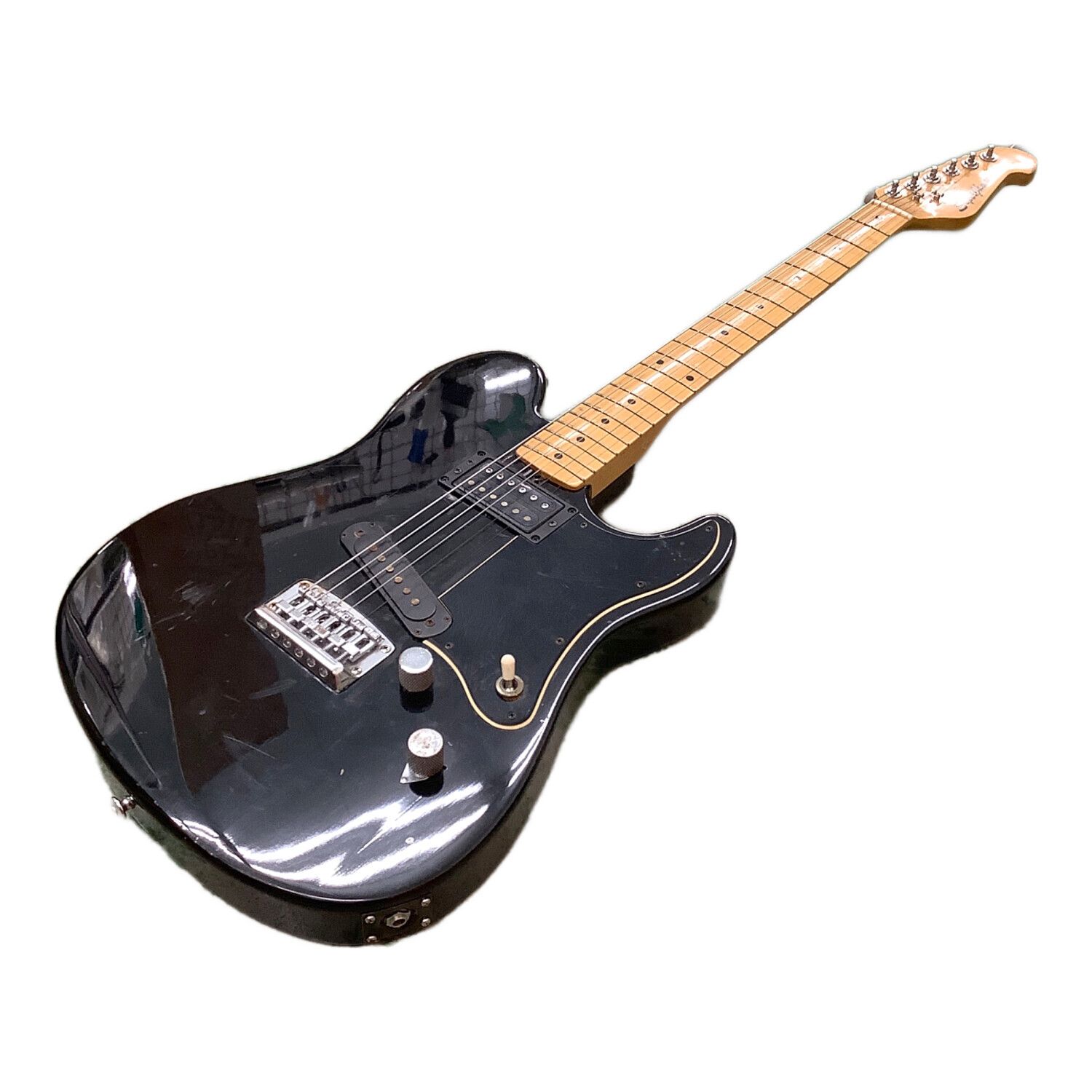 YAMAHA (ヤマハ) エレキギター @ SJ-500 SUPER JAM 動作確認済み