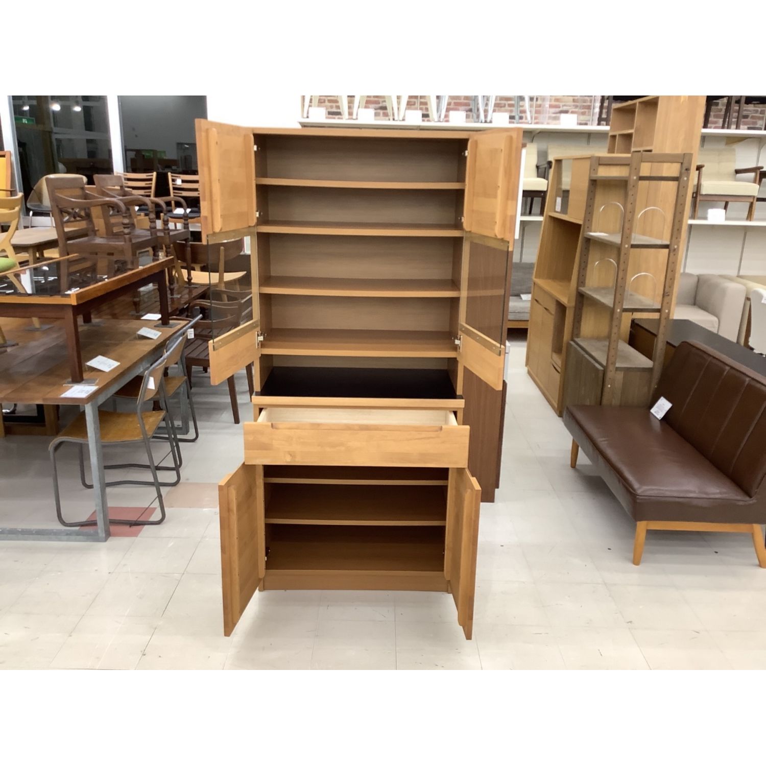 UNICO (ウニコ) 食器棚 ブラウン 2枚扉 アルダー材 WYTHE cupboard