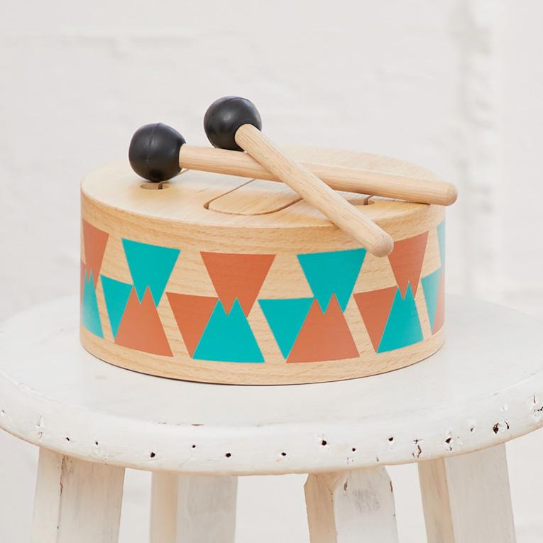 音の鳴る太鼓の木のおもちゃならクラシックドラム｜通販・2歳