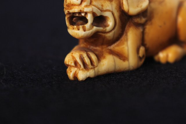 友一銘 獅子時代根付 U087｜骨董店 のびる 古美術 骨董 和風建具 蔵戸