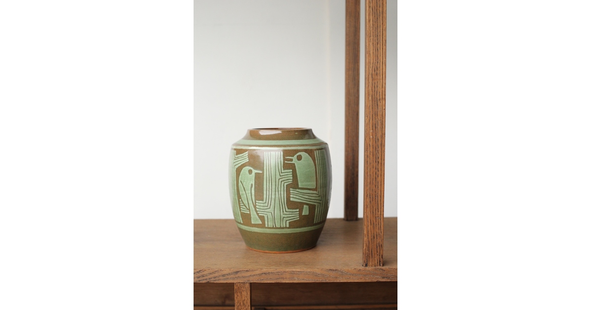 新開寛山 小鳥花瓶 P454｜骨董店 のびる 古美術 骨董 和風建具 蔵戸