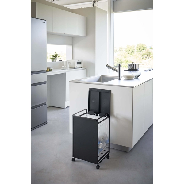 tower】蓋付き目隠し分別ダストワゴン タワー 2分別 (ブラック): 周辺