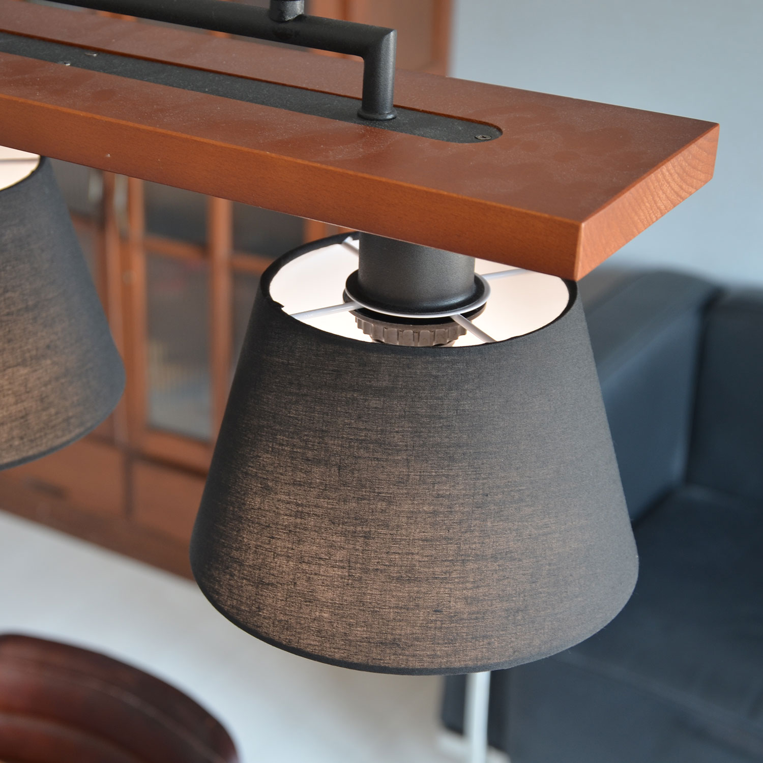 株式会社ELUX（エルックス）